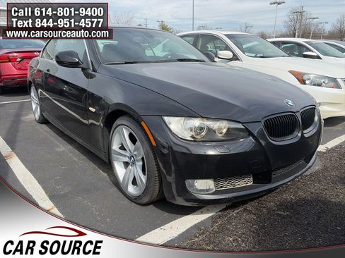Used 2010 BMW 335i Convertible image 3