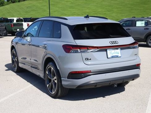 Used 2023 Audi Q4 e-tron Premium Plus w/ Premium Plus AWD/4WD image 7