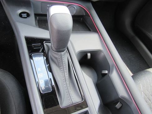 New 2026 Nissan Sentra SV w/ SV Convenience Package image 25