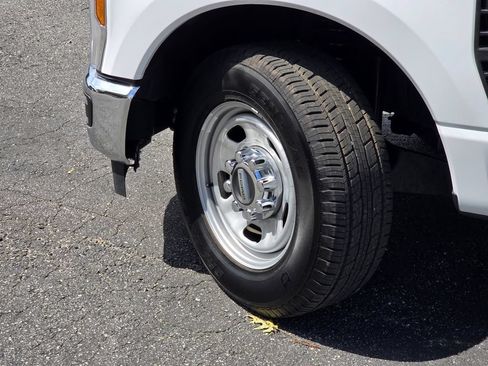 Used 2024 Ford F350 XL w/ XL Chrome Package RWD image 26