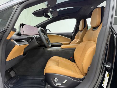 Used 2026 Lucid Gravity Dream image 15