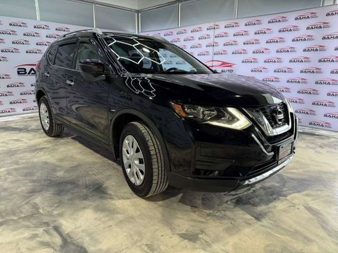 Used 2017 Nissan Rogue S w/ S Appearance Package image 5