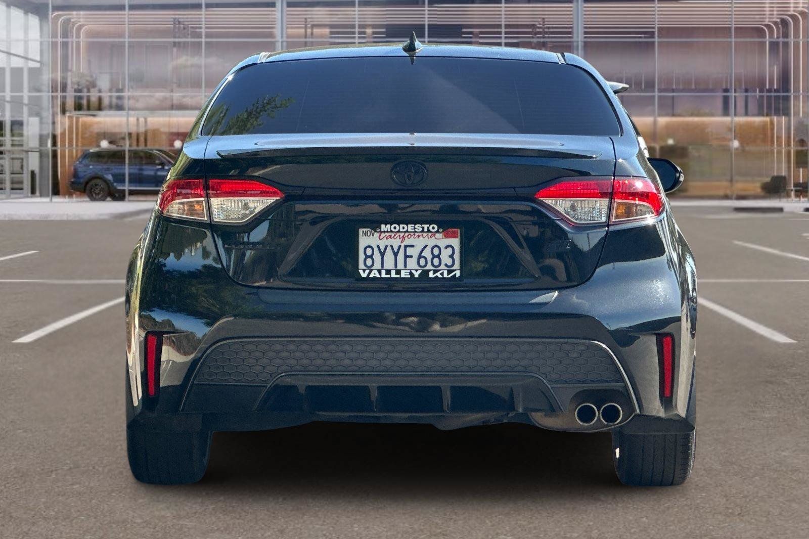 Used 2022 Toyota Corolla SE w/ Body Protection Package (TMS) FWD image 5