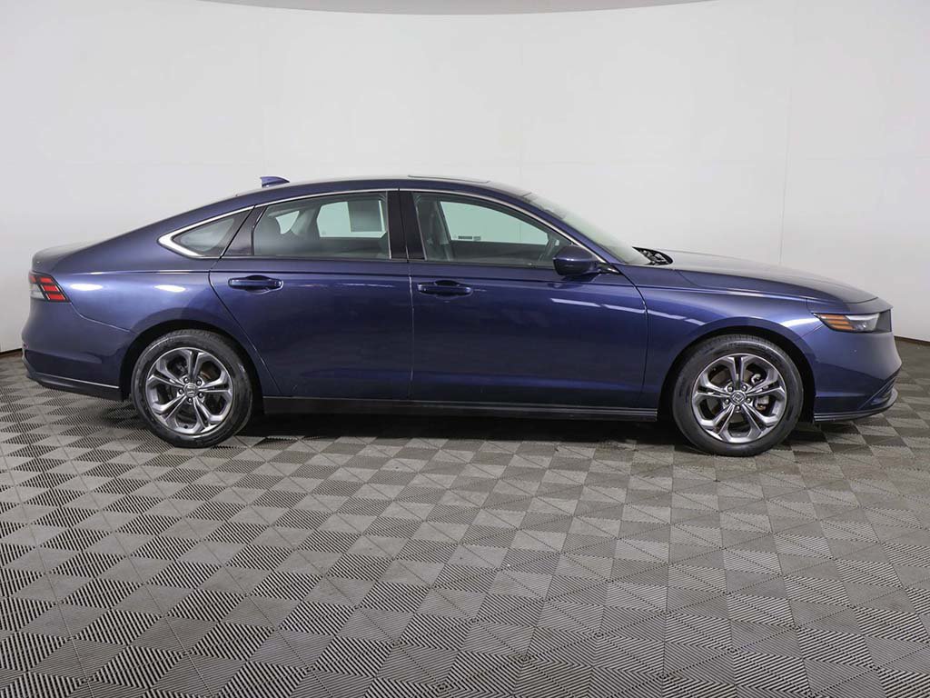 Used 2024 Honda Accord EX image 18