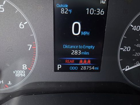Used 2024 Toyota Corolla Cross LE FWD image 28