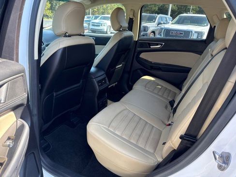 Used 2015 Ford Edge SEL w/ Equipment Group 201A image 19