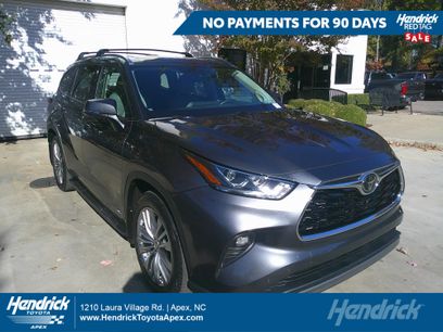 Used 2025 Toyota Highlander Platinum