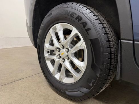 Certified 2022 Chevrolet Traverse LS AWD/4WD image 10