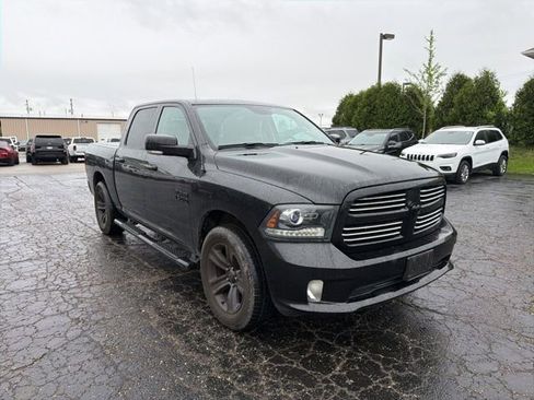 Used 2017 RAM 1500 Sport w/ Black Ram 1500 Sport Group AWD/4WD image 2