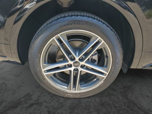 Used 2023 Audi Q5 e Prestige w/ Prestige Package AWD/4WD image 5