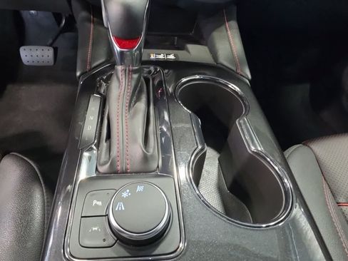 Used 2025 Chevrolet Blazer RS FWD image 23