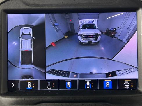 Used 2023 Chevrolet Silverado 2500 LTZ w/ LTZ Convenience Package AWD/4WD image 21