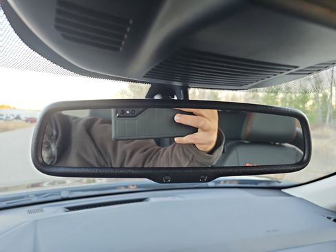 New 2026 Nissan Rogue SV image 25