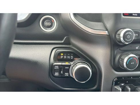 Used 2020 RAM 1500 Big Horn AWD/4WD image 16