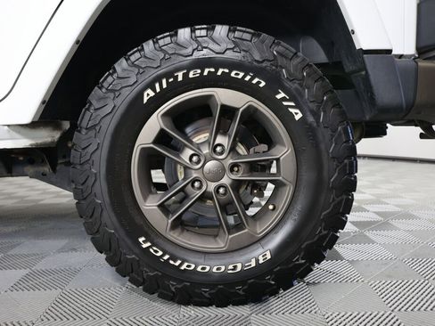 Used 2017 Jeep Wrangler 75th Anniversary image 8