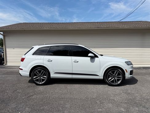 Used 2018 Audi Q7 3.0T Prestige w/ Prestige Package AWD/4WD image 1