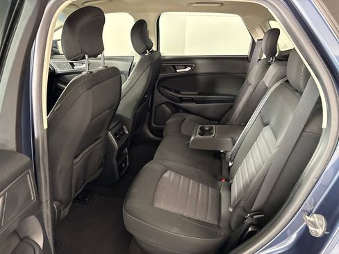 Used 2019 Ford Edge SE FWD image 26