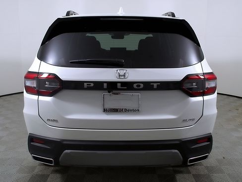 New 2026 Honda Pilot Elite image 8