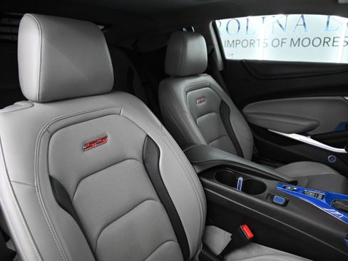 Used 2018 Chevrolet Camaro SS RWD image 25