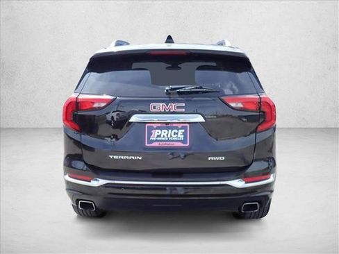 Used 2018 GMC Terrain Denali w/ Advanced Safety Package AWD/4WD image 3