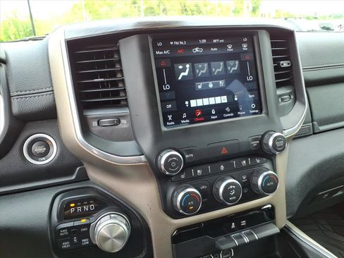 Used 2020 RAM 1500 Laramie AWD/4WD image 12