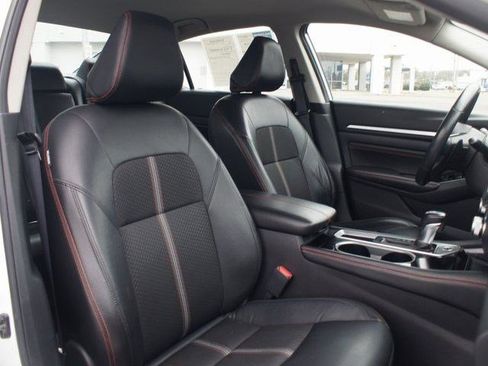 Used 2023 Nissan Altima 2.5 SR image 21