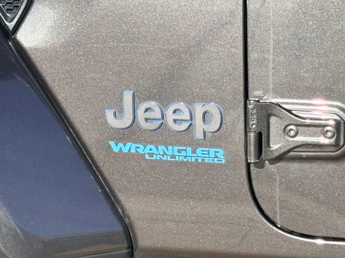 Used 2021 Jeep Wrangler Unlimited Rubicon 4xe w/ Steel Bumper Group image 10