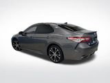 Used 2020 Toyota Camry SE image 3