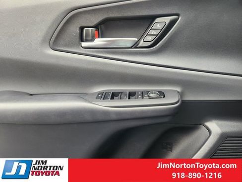 Used 2024 Toyota Prius Limited image 25