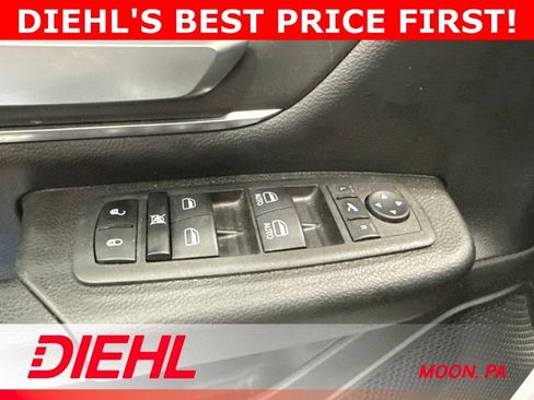 Used 2024 RAM 1500 Big Horn AWD/4WD image 19