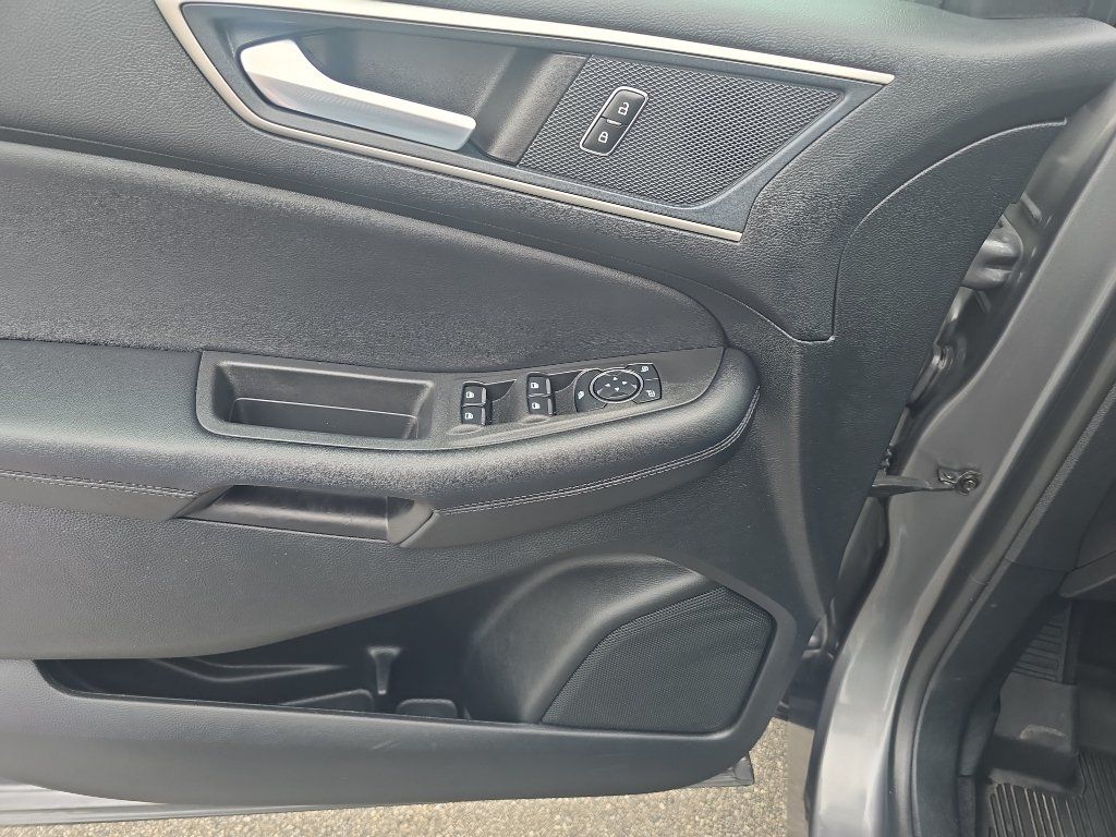 Used 2024 Ford Edge SEL w/ Convenience Package AWD/4WD image 21