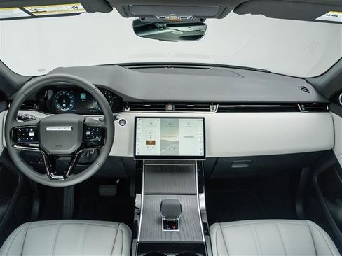 New 2026 Land Rover Range Rover Evoque S image 18