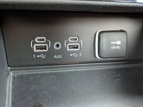 Used 2023 Jeep Grand Cherokee Altitude AWD/4WD image 24
