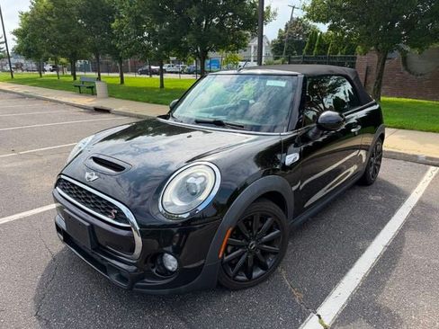 Used 2016 MINI Cooper S FWD image 1