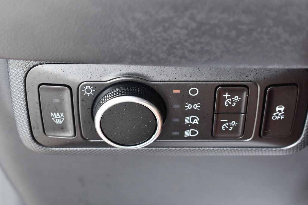Used 2023 Ford Mustang Mach-E Premium AWD/4WD image 28