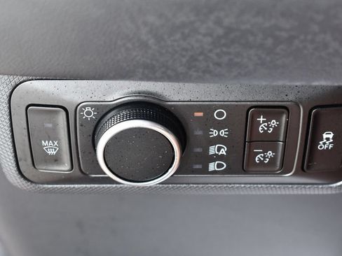Used 2023 Ford Mustang Mach-E Premium AWD/4WD image 28