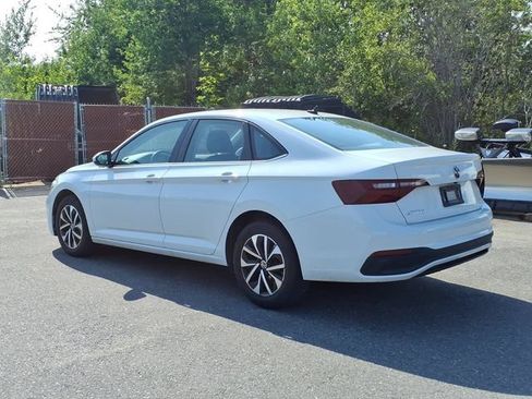 Used 2024 Volkswagen Jetta S FWD image 7