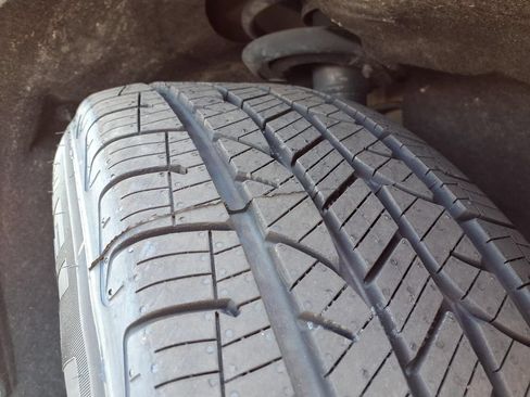 Used 2024 Chrysler Pacifica Touring-L FWD image 34