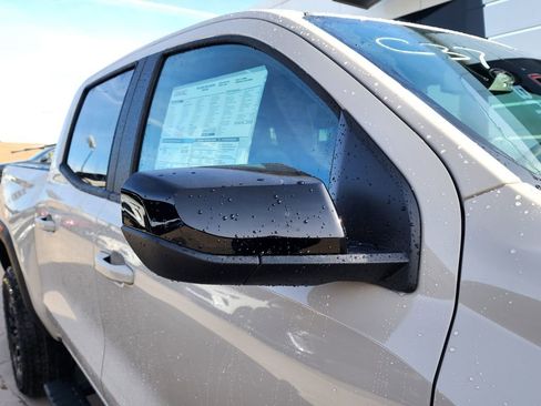 New 2026 GMC Canyon Elevation w/ Convenience Package image 11