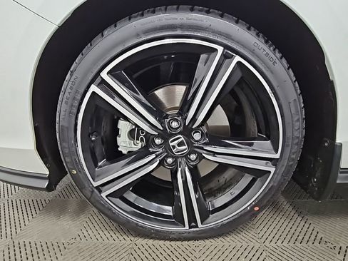 Used 2023 Honda Accord Sport image 44