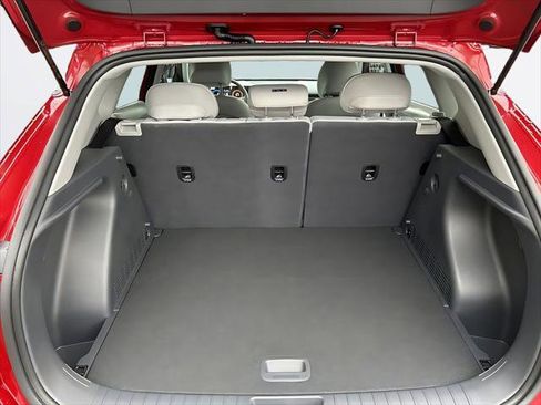 New 2026 Hyundai Kona SEL Premium AWD/4WD image 13