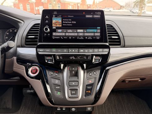 Certified 2025 Honda Odyssey Elite image 19