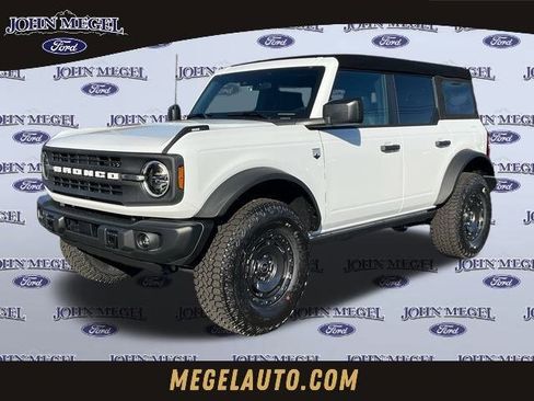 New 2025 Ford Bronco Big Bend w/ Black Diamond Package image 1