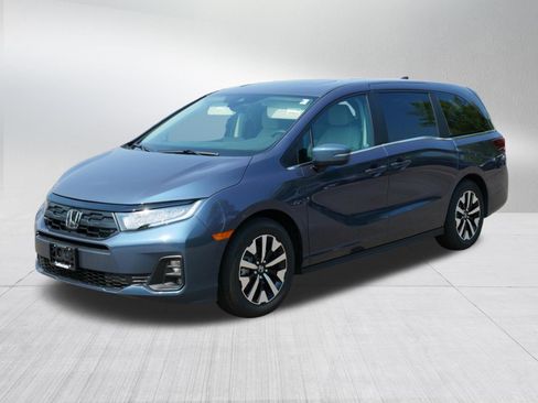 Used 2026 Honda Odyssey EX-L image 3