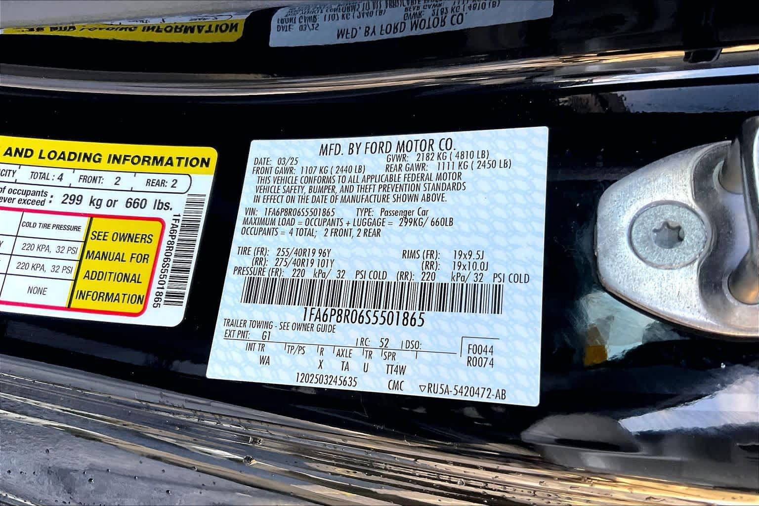 Used 2025 Ford Mustang Dark Horse RWD image 29