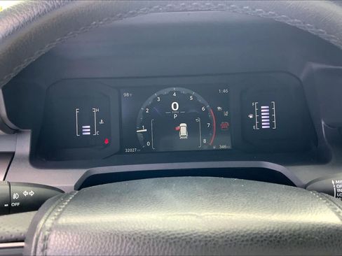 Used 2025 Toyota 4Runner SR5 AWD/4WD image 26