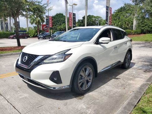 Certified 2020 Nissan Murano Platinum FWD image 3