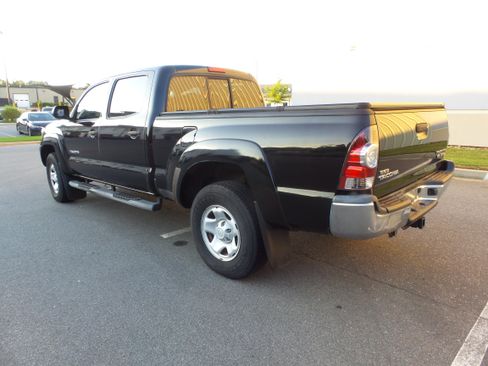 Used 2013 Toyota Tacoma PreRunner w/ SR5 Pkg RWD image 83