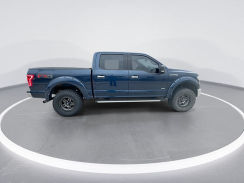 Used 2016 Ford F150 XLT w/ Equipment Group 302A Luxury AWD/4WD image 9