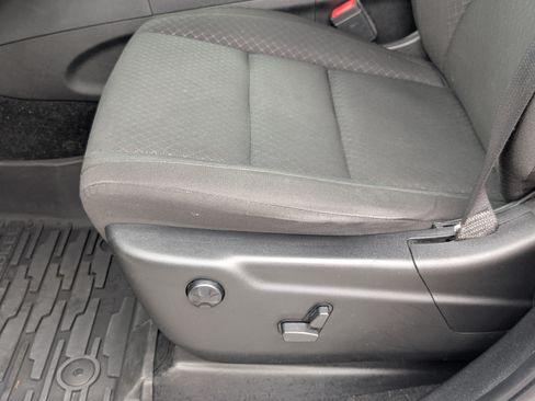 Used 2021 Jeep Grand Cherokee Laredo AWD/4WD image 13